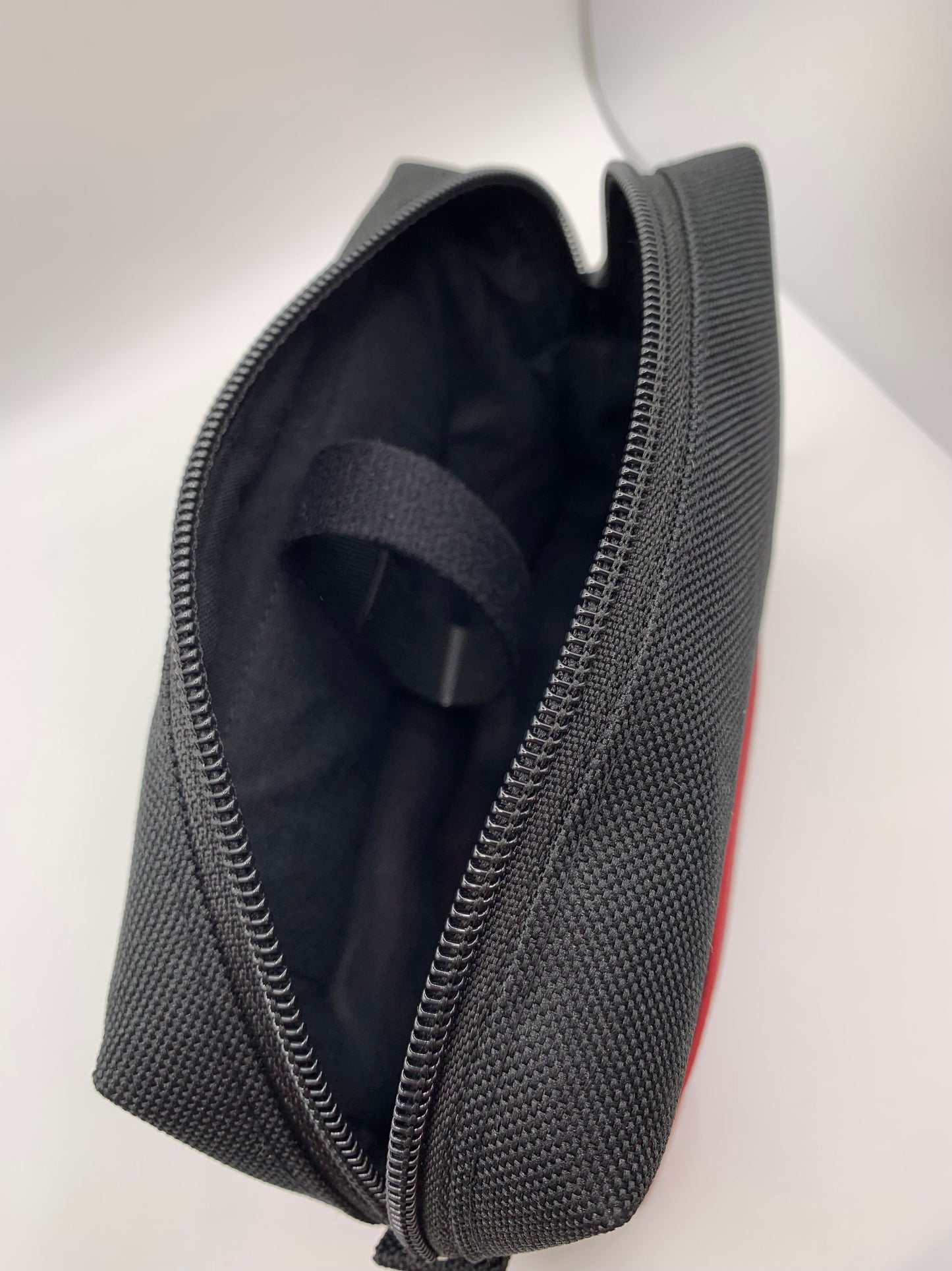 Pack sac ANNIE noir avec similicuir rouge foncé+ ceinture